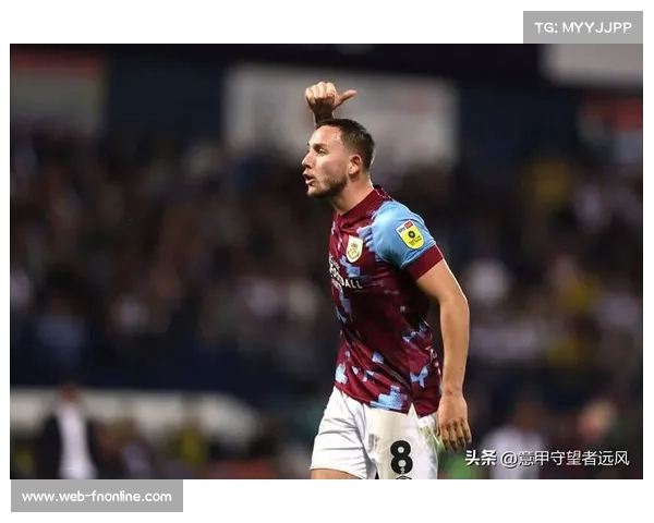 利兹联队长阿姆帕杜解禁复出，强化主场防线